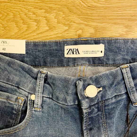NWT Zara The Contour Bootcut Jeans Mid Wash Blue Size 10 - Picture 5 of 7